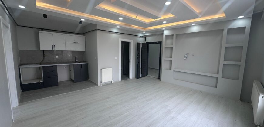 Güres Caddesi’nde Waryap Yapımı Satılık 1+1 | Balkonlu | Sıfır | 1.950.000 TL